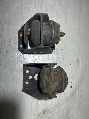 88962100004 Подушка двигателя